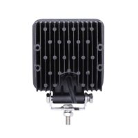 kvadratnaya-svetodiodnaya-fara-48-vatt-16-led-cree-11-sm-ip67-6000-k-blizhnego-rabochego-sveta-pro-5.jpg