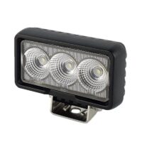 pryamougolnaya-svetodiodnaya-fara-30-vatt-3-led-osram-blizhnego-rabochego-sveta-11-sm-ip68-pro-3.jpg
